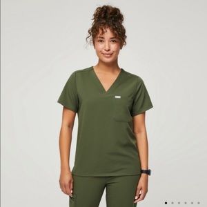 Figs Catarina One Pocket Scrub Top - XXS - Dark Olive